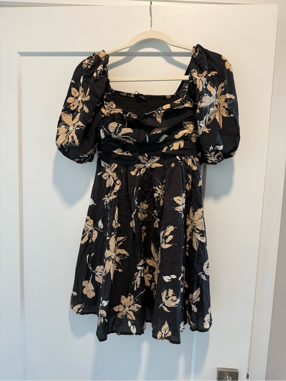 Blu Pepper Black Floral Puff-Sleeve Mini Dress